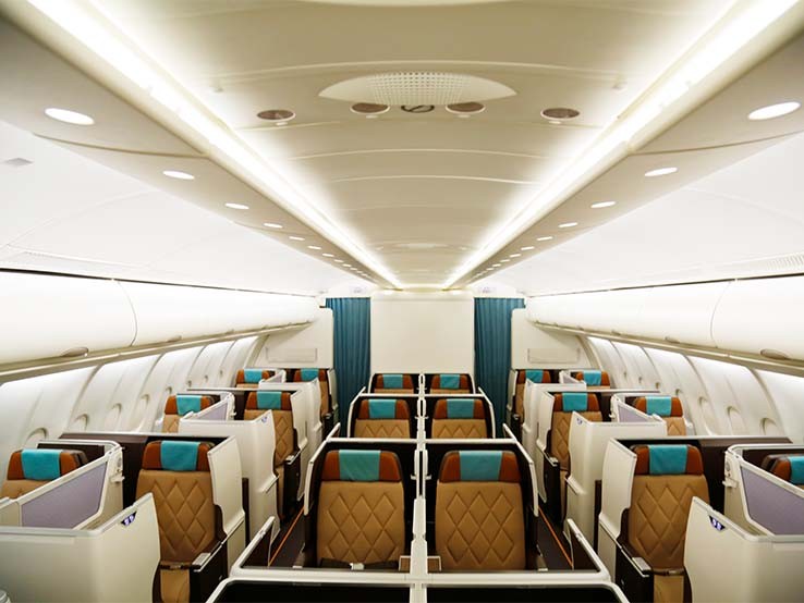 Oman Air Airbus A330-300 Business Class